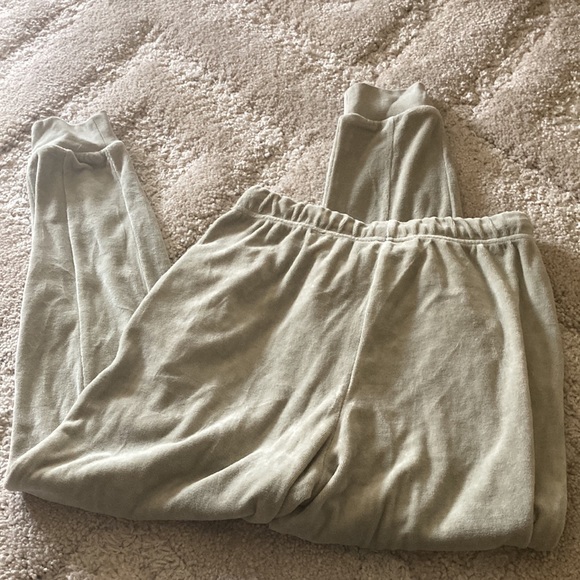 Essentials joggers - Picture 4 of 7